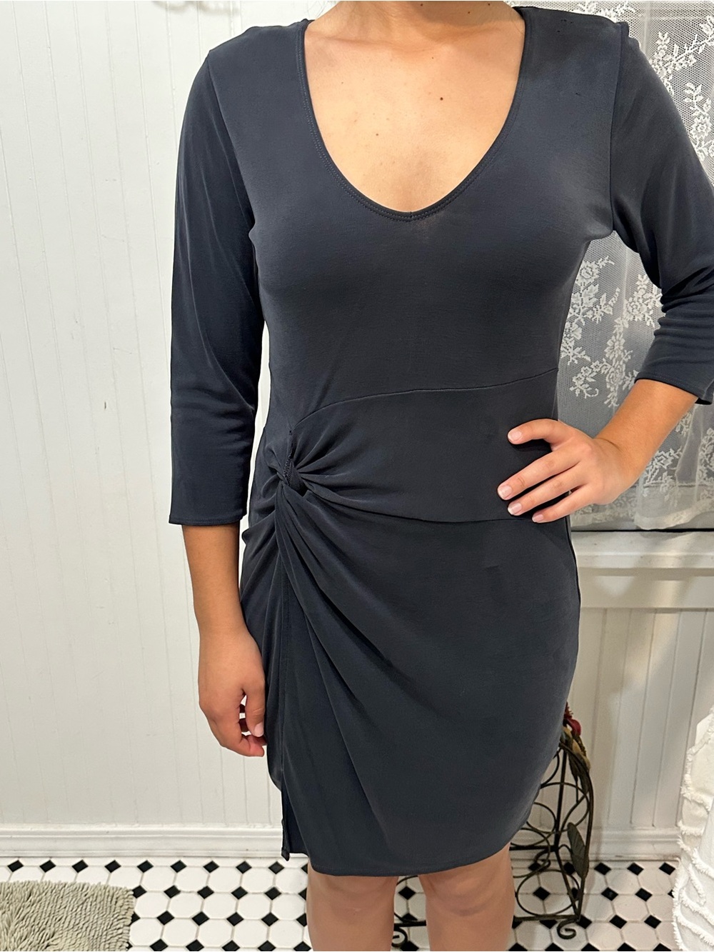 Abercrombie & Fitch Black V-Neck Twist-Detail Midi Dress